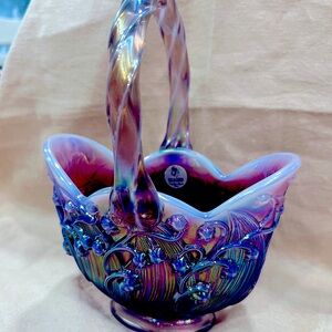 Fenton VINTAGE Lily of The Valley Glass Basket Plum-Pink Iridescent 7.5" Signed